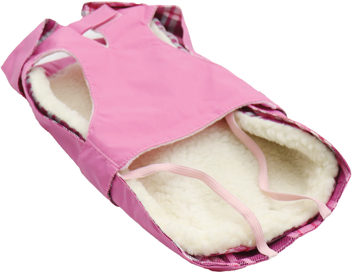 WATERPROOF COAT WITH DETACHABLE PAD