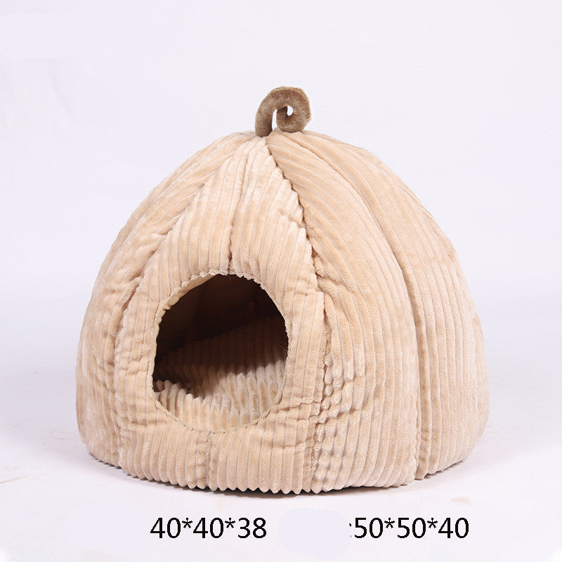 Cuccia a forma di zucca con cuscino rimovibile