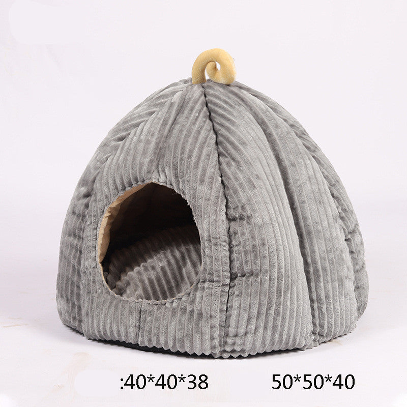 Cuccia a forma di zucca con cuscino rimovibile